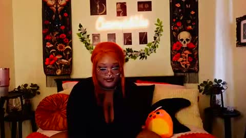 Vee online show from June 29, 2026, 7:03 pm