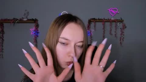 Snapshot of creamy_eva_ chatting on May 10, 2026, 11:43 pm evaaaaaa 3 online show from May 10, 2026, 11:43 pm