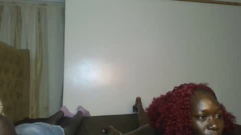 Snapshot of creamy_pie1 chatting on February 17, 2026, 11:33 pm creamy_pie1 online show from February 17, 2026, 11:33 pm