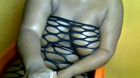 Snapshot of creamyposh1 chatting on July 7, 2026, 6:47 am creamyposh1 online show from July 7, 2026, 6:47 am