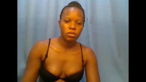 Snapshot of creamypussy15 chatting on March 5, 2026, 11:06 am MARY online show from March 5, 2026, 11:06 am