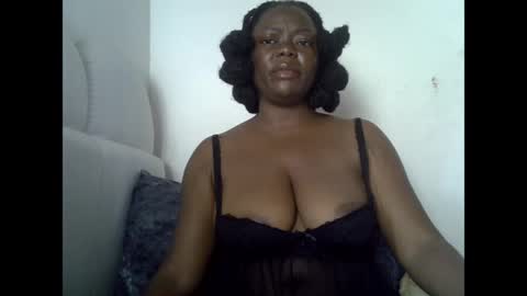 Snapshot of creamypussyxx chatting on May 10, 2026, 4:01 pm creamypussyxx online show from May 10, 2026, 4:01 pm