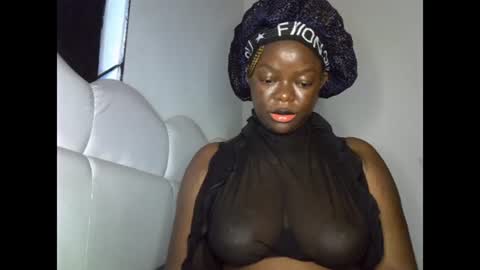 Snapshot of creamypussyxx chatting on June 14, 2026, 9:11 am creamypussyxx online show from June 14, 2026, 9:11 am