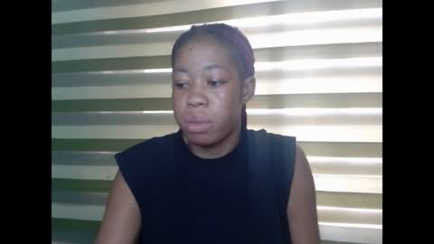 creamyxpussyx online show from April 19, 2026, 8:35 am