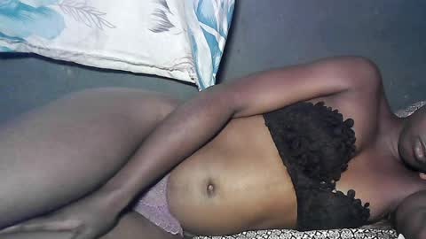 Snapshot of creamyxsugar chatting on August 9, 2026, 5:23 am creamyxsugar online show from August 9, 2026, 5:23 am
