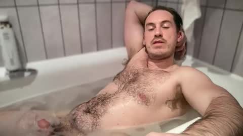 Snapshot of creed271058 chatting on March 5, 2026, 8:05 pm creed271058 online show from March 5, 2026, 8:05 pm