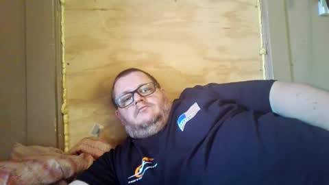 The hopeless romantic online show from October 20, 2025, 8:42 pm