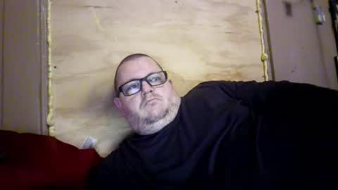 The hopeless romantic online show from December 18, 2025, 8:15 pm