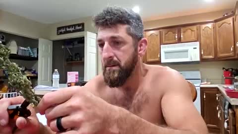 Creeksidecouple online show from October 1, 2025, 7:42 pm