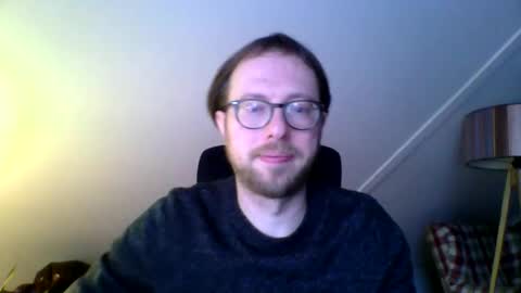 Snapshot of creloxp chatting on December 18, 2024, 8:09 am creloxp online show from December 18, 2024, 8:09 am