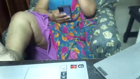 Snapshot of crezybhabihot chatting on January 18, 2025, 1:41 am Sonika69 online show from January 18, 2025, 1:41 am