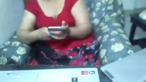 Snapshot of crezybhabihot chatting on January 25, 2025, 12:17 am Sonika69 online show from January 25, 2025, 12:17 am