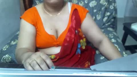 Snapshot of crezybhabihot chatting on February 3, 2025, 1:52 am Sonika69 online show from February 3, 2025, 1:52 am