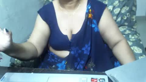 Snapshot of crezybhabihot chatting on February 23, 2025, 9:59 pm Sonika69 online show from February 23, 2025, 9:59 pm