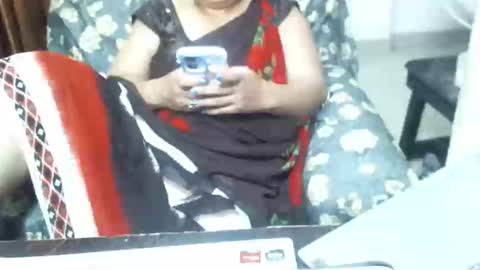 Snapshot of crezybhabihot chatting on February 26, 2025, 3:10 am Sonika69 online show from February 26, 2025, 3:10 am