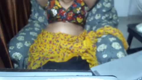 Snapshot of crezybhabihot chatting on March 6, 2025, 3:13 pm Sonika69 online show from March 6, 2025, 3:13 pm