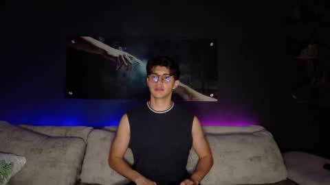 CRHISTIAN online show from April 20, 2026, 12:57 am