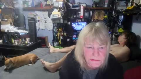 Cricket - also Featuring Black online show from October 25, 2025, 4:35 pm