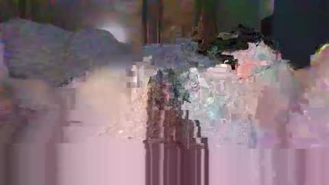 crimsongingerale online show from April 13, 2026, 5:13 am