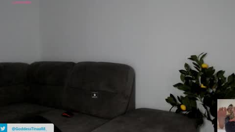 Snapshot of cris_tinne chatting on March 27, 2026, 3:56 pm cris_tinne online show from March 27, 2026, 3:56 pm