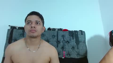 CRISANDMERY online show from March 10, 2025, 3:12 am