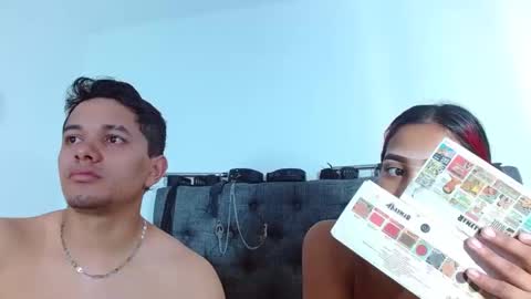 CRISANDMERY online show from March 12, 2025, 3:07 pm