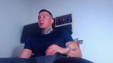 Cristopher online show from February 4, 2026, 1:11 am