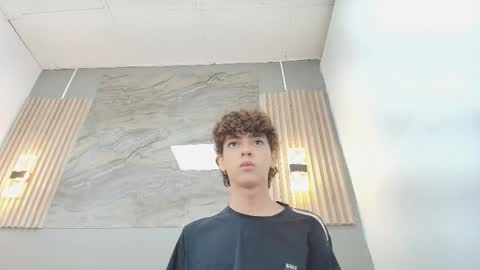 Snapshot of criss_allen1 chatting on November 24, 2025, 12:38 pm CRISS online show from November 24, 2025, 12:38 pm