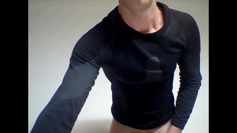 Criss online show from December 3, 2024, 1:32 pm