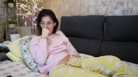 Snapshot of crissy_love chatting on January 20, 2025, 7:35 pm crissy_love online show from January 20, 2025, 7:35 pm