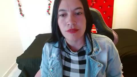 Snapshot of cristal541658 chatting on January 12, 2026, 1:38 pm cristal541658 online show from January 12, 2026, 1:38 pm