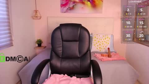 cristal__adams online show from March 12, 2025, 12:57 pm