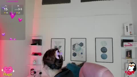 Cristal online show from February 14, 2025, 4:04 am