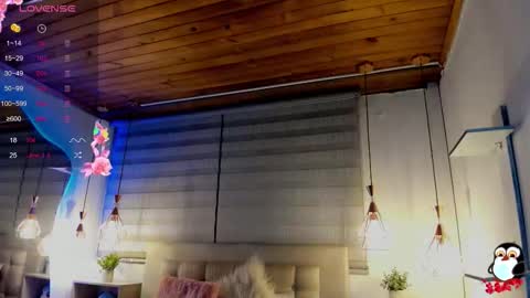 Cristal online show from September 19, 2025, 4:03 am