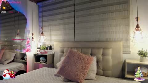 Cristal online show from November 25, 2025, 4:45 am