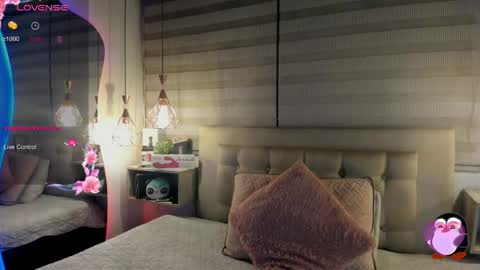 Snapshot of cristal__hot_1 chatting on April 21, 2026, 4:41 am Cristal online show from April 21, 2026, 4:41 am