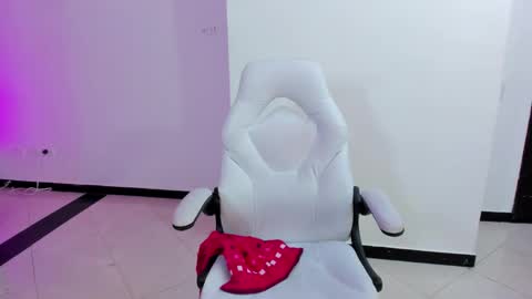 Cristal online show from September 21, 2025, 10:17 am