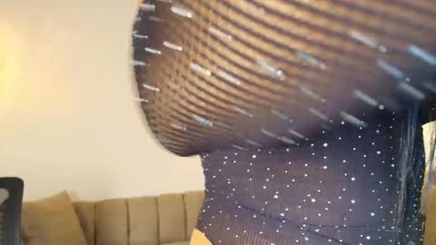 CRISTAL online show from September 17, 2025, 7:26 pm