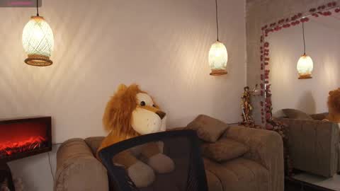 CRISTAL online show from October 10, 2025, 8:19 pm