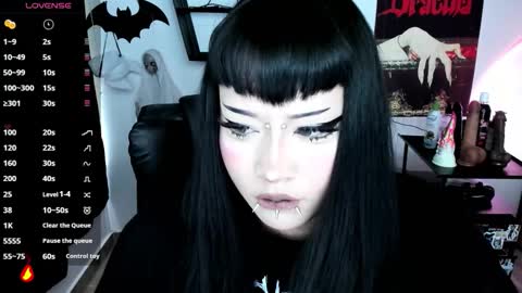 Cris online show from March 4, 2026, 9:21 pm