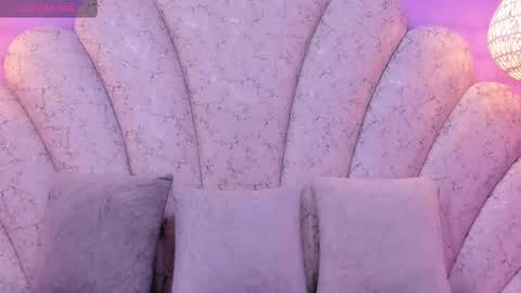 Cristal online show from February 2, 2025, 12:02 pm