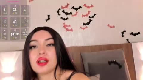 Cristal online show from October 8, 2025, 4:04 pm