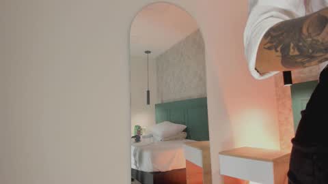 Cristal  online show from October 4, 2025, 1:31 pm