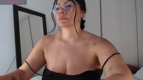 Cristal  online show from September 17, 2025, 4:19 pm