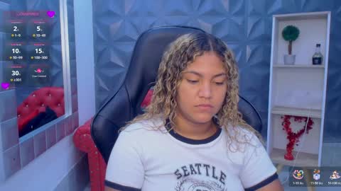 Cristal online show from April 14, 2026, 10:49 pm