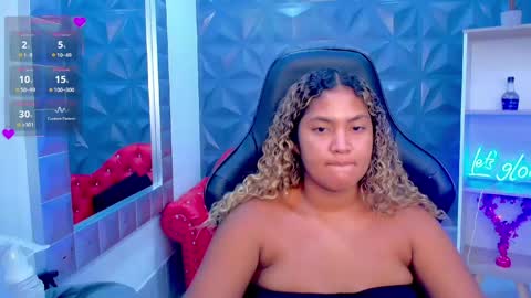 Cristal online show from May 20, 2026, 12:39 am