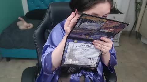CristalAdams online show from December 16, 2024, 7:54 pm