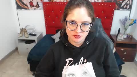 CristalAdams online show from March 4, 2025, 6:39 pm