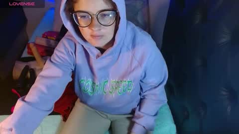 CristalAdams online show from September 15, 2025, 11:32 am