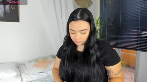 Cristal Cute  online show from December 21, 2024, 12:16 pm